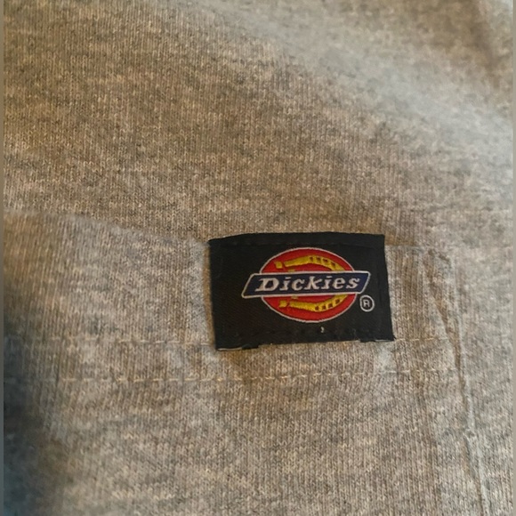 Final Gone 11/17! Dickies 2 short sleeve pocket t-shirts-light blue &  gray - Picture 5 of 12